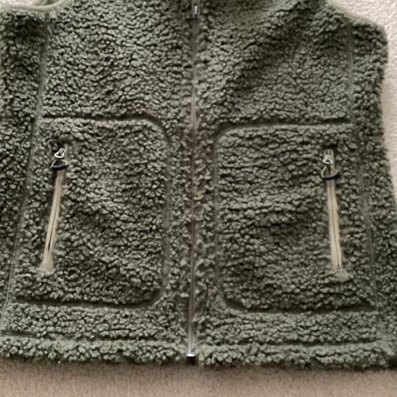 Orvis Forest Green Fleece Vest - Picture 3 of 7